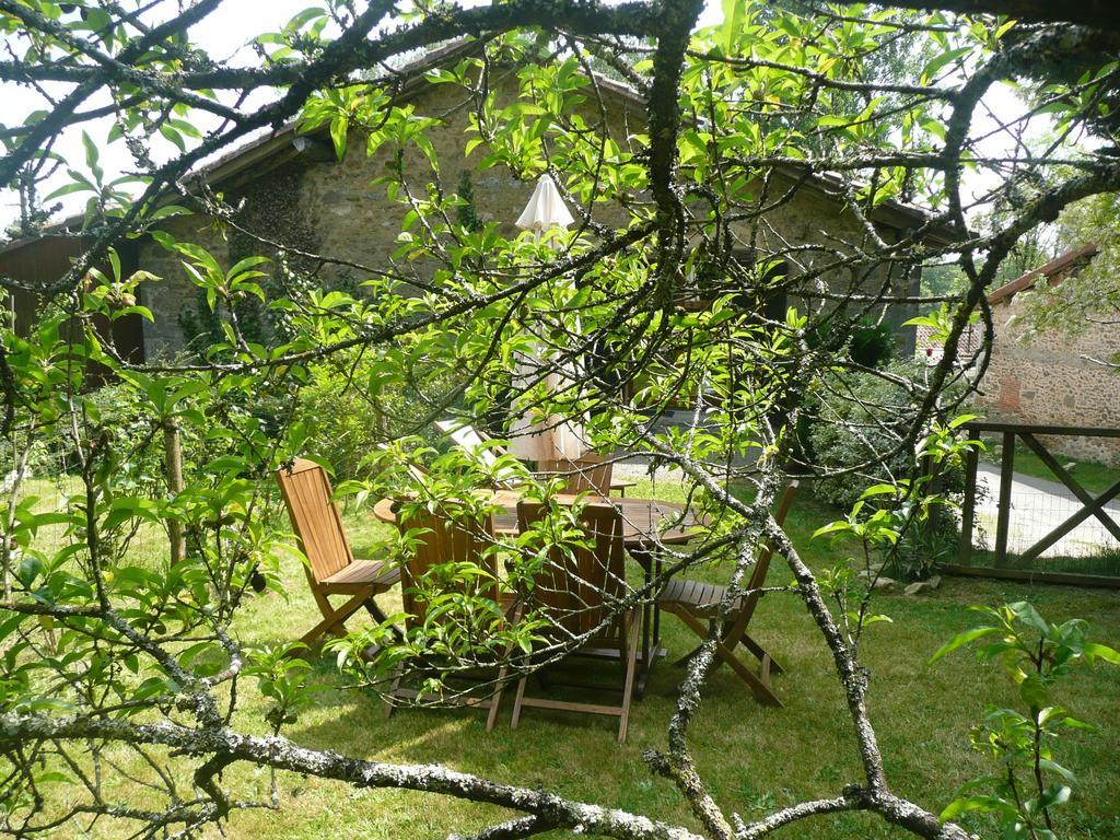 Chambres D'Hotes D'Antardieu Сен-Жуниен Екстериор снимка