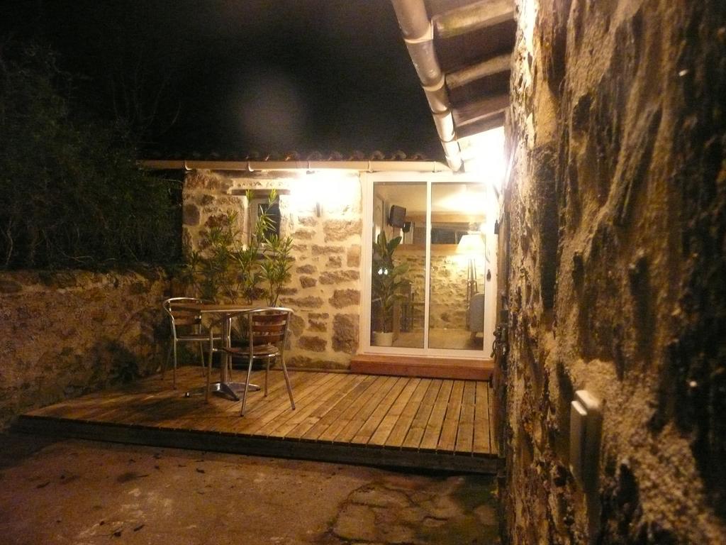 Chambres D'Hotes D'Antardieu Сен-Жуниен Стая снимка