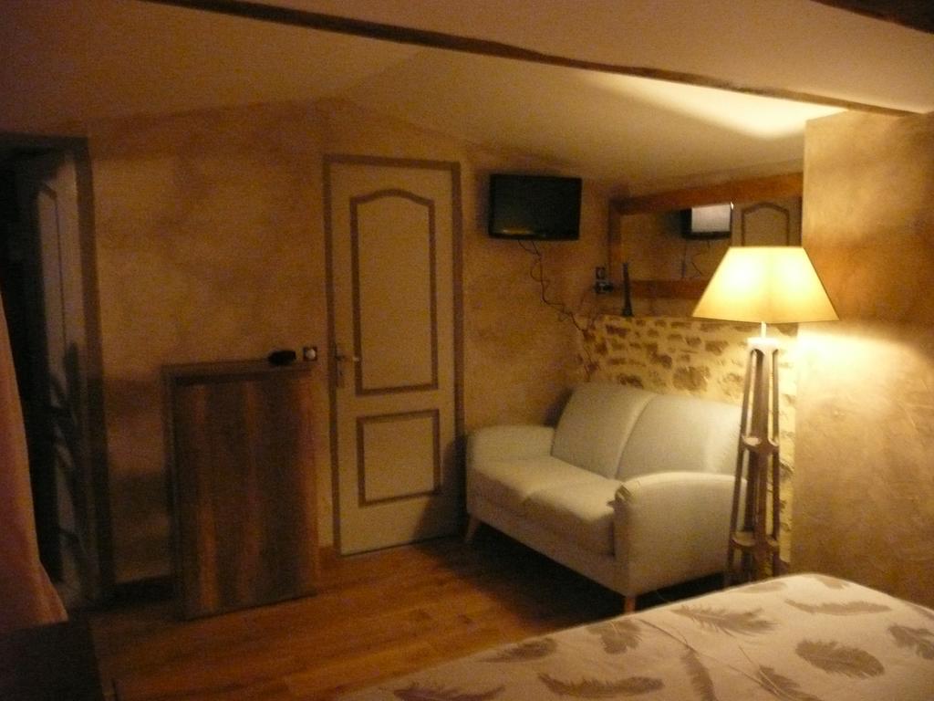 Chambres D'Hotes D'Antardieu Сен-Жуниен Екстериор снимка
